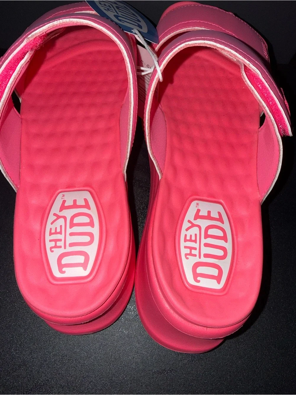 🆕 Hey Dude Delray Slide Platform Sandals Electric Pink Women’s Size 11